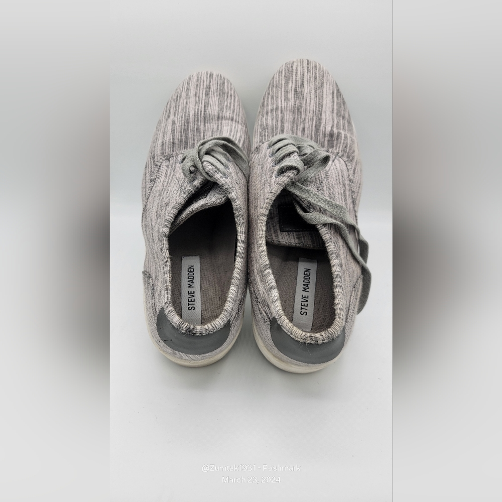 Steve Madden Fandom Sneakers, Grey Fabric, Men's 12 M